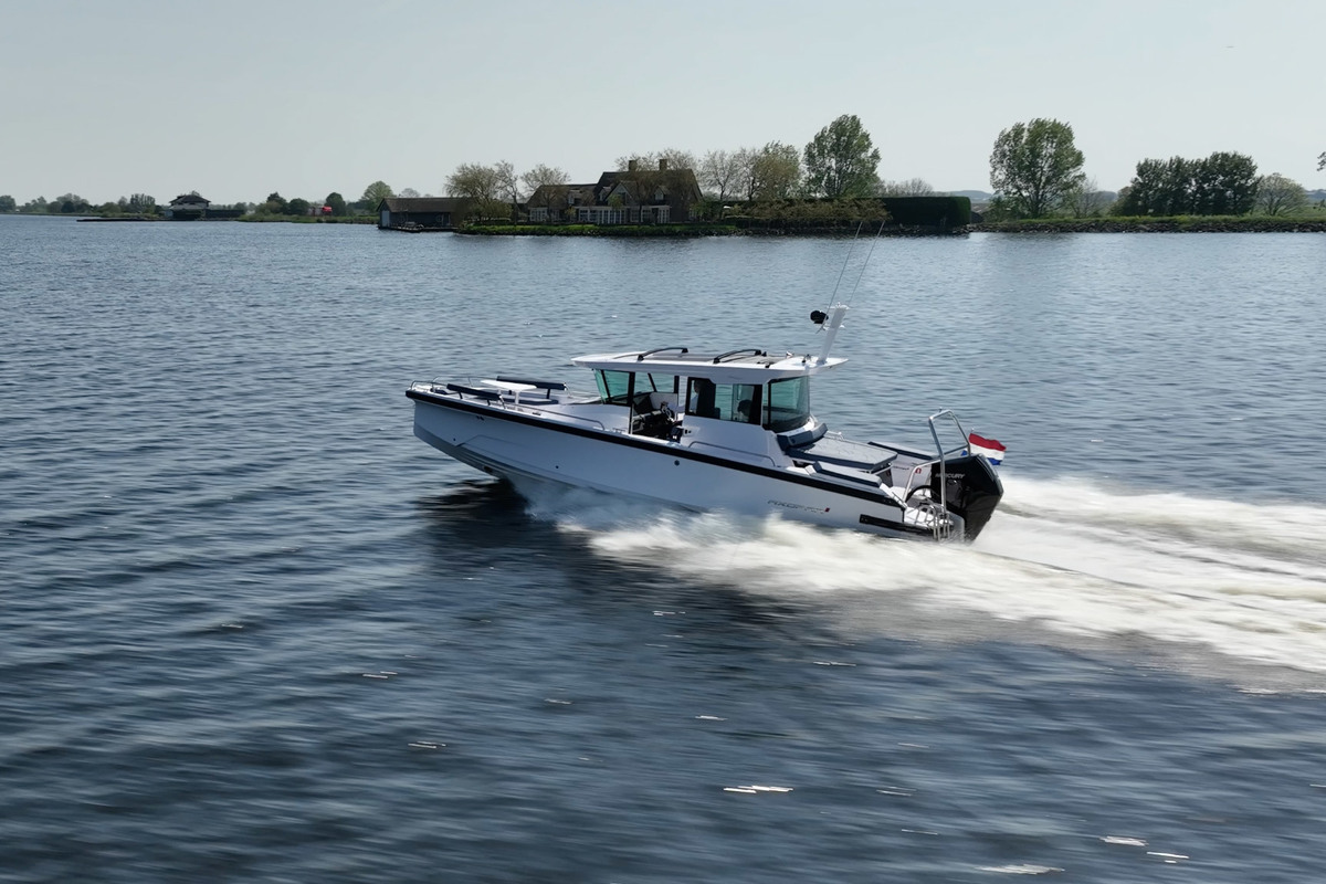 foto: 13 Axopar 29 XC Cross Cabin