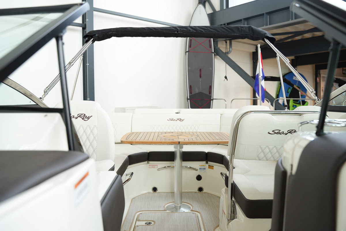 foto: 21 Sea Ray SLX 250