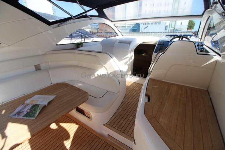 foto: 47 Fairline Targa 38