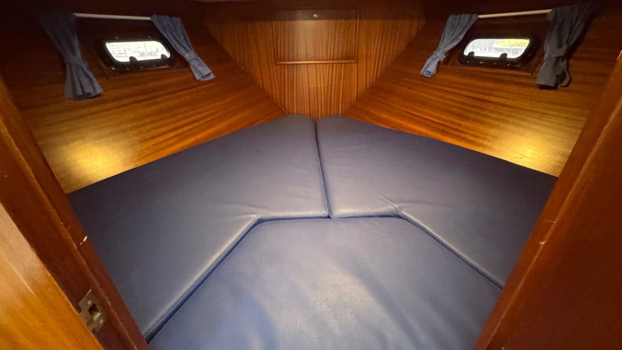 foto: 12 Vri-Jon Vri-Jon 37 AK Cabrio