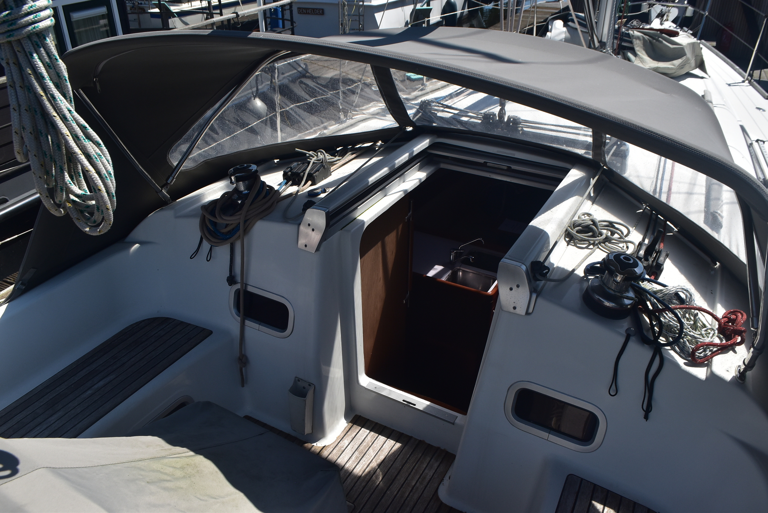 foto: 18 Beneteau Oceanis 37
