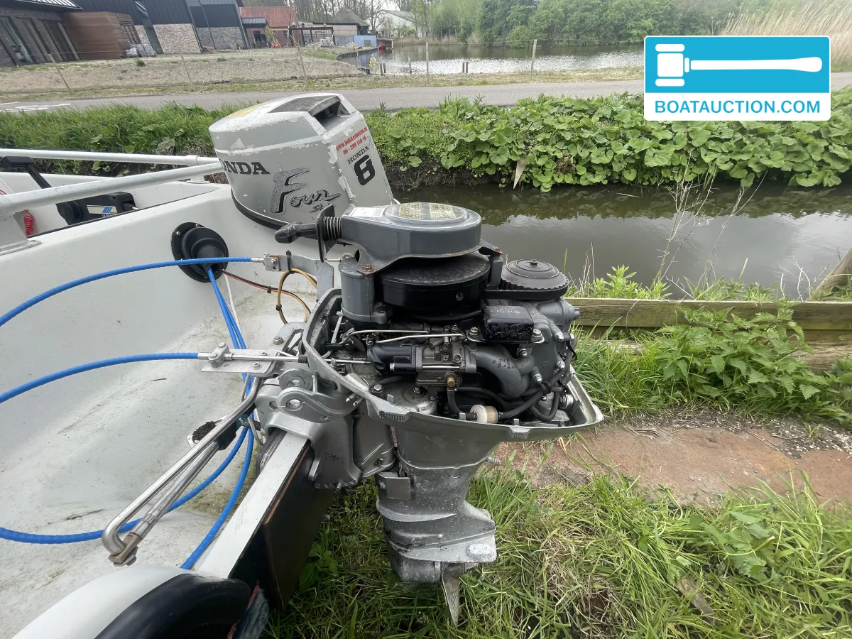 foto: 7 Speedboot 410