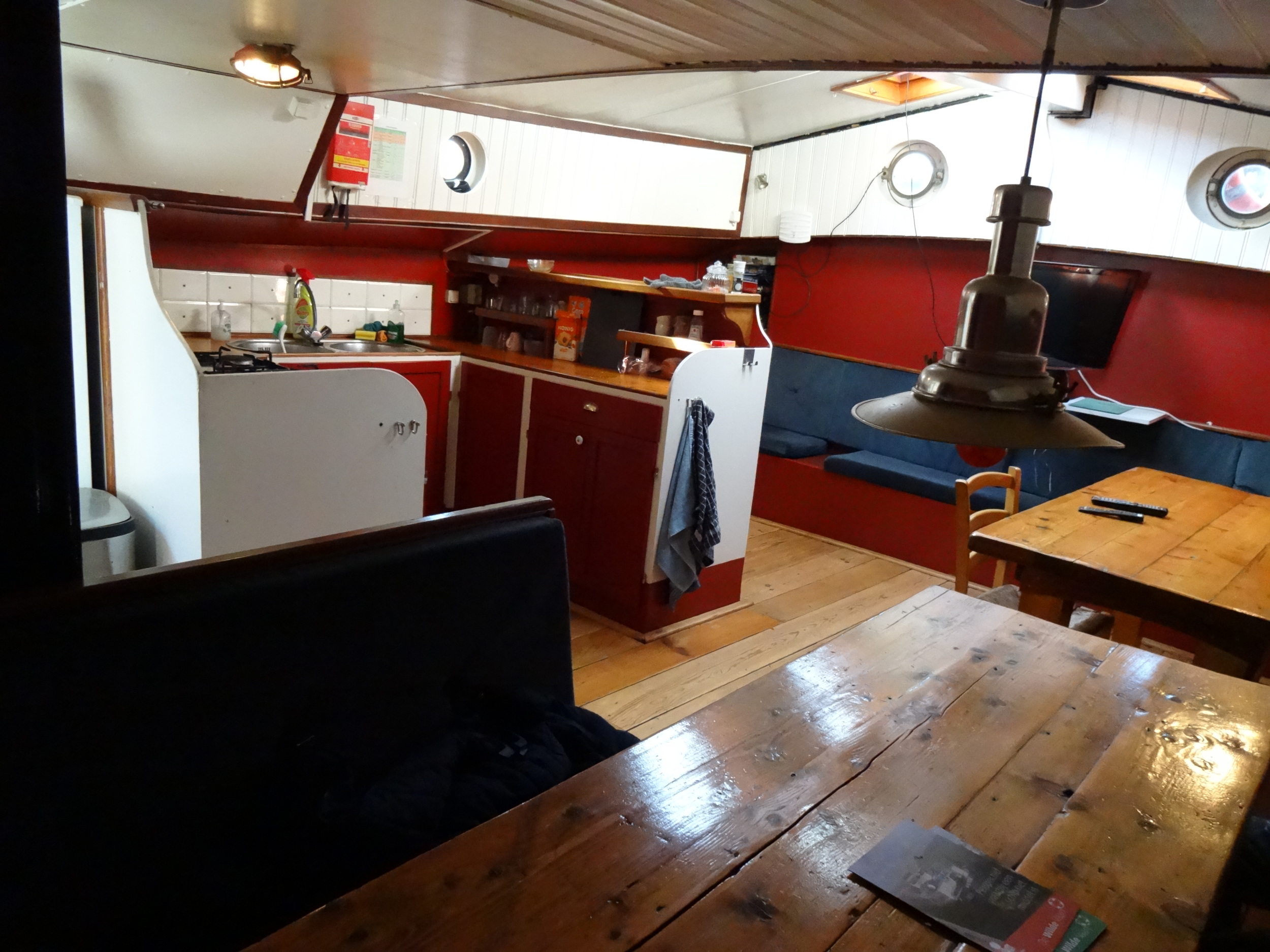 foto: 17 Hasselteraak 24.00 Charter/woonschip