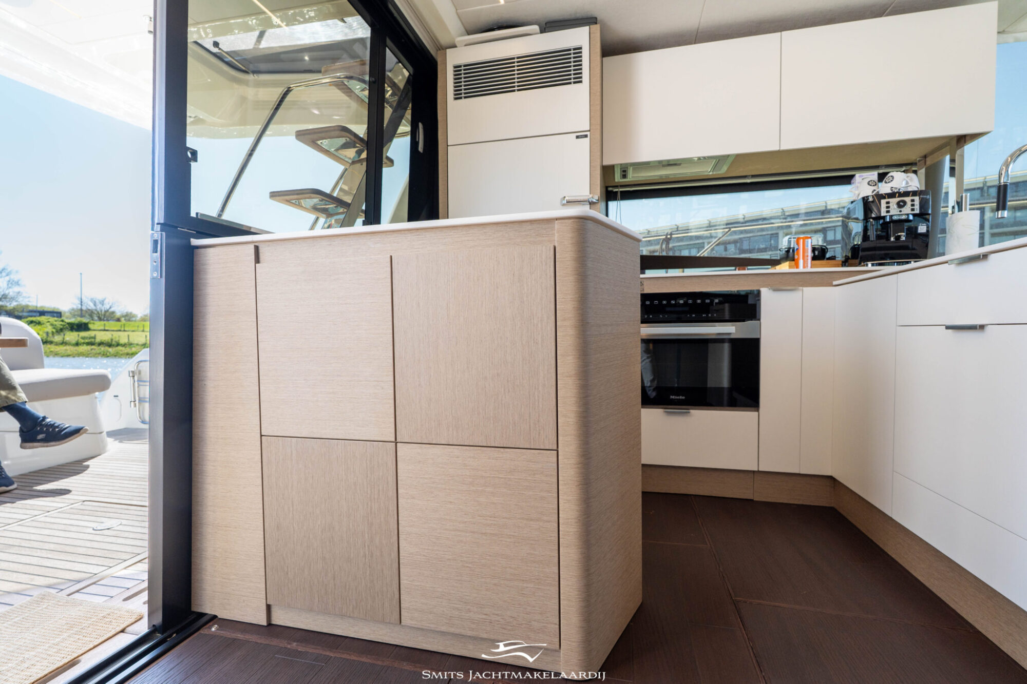 foto: 124 Prestige Prestige 590 Flybridge