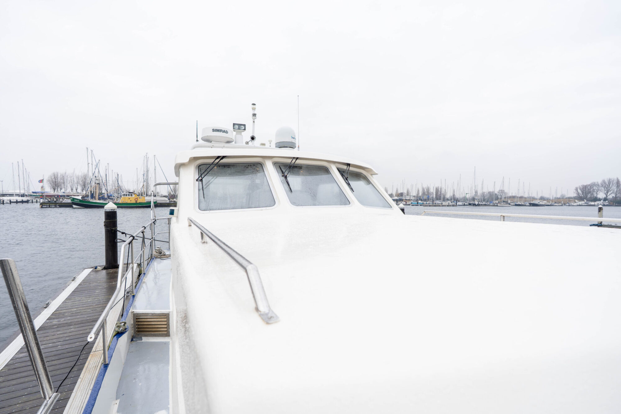 foto: 40 Pieter Beeldsnijder Pieter Beeldsnijder Spiegelkotter 15.00 VS