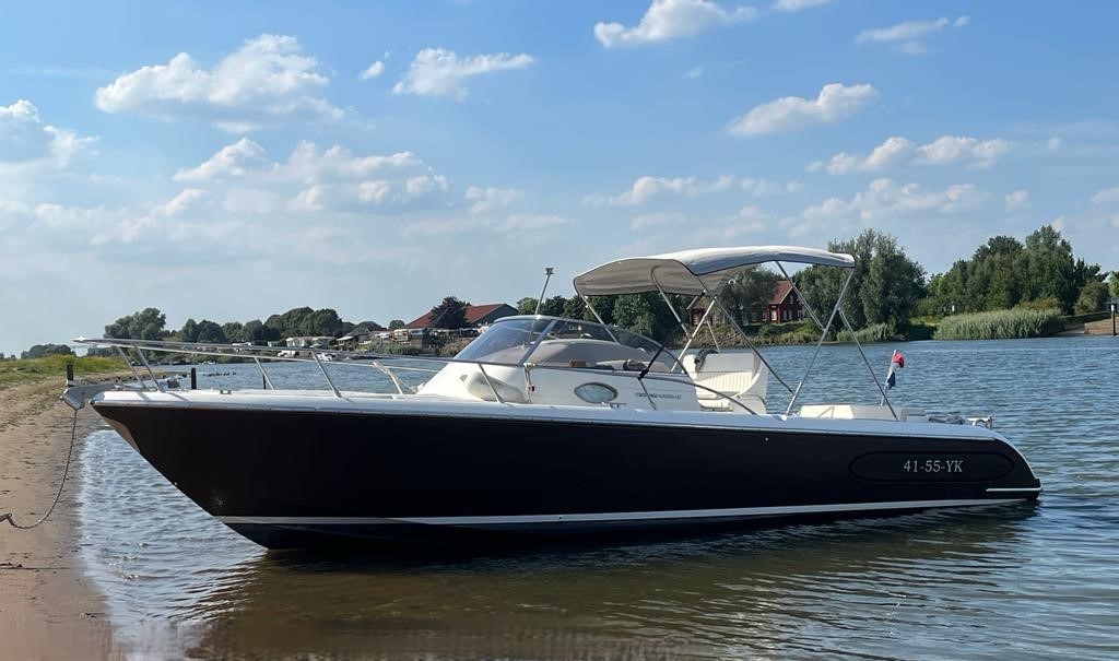 foto: 8 Cerri Marine 28