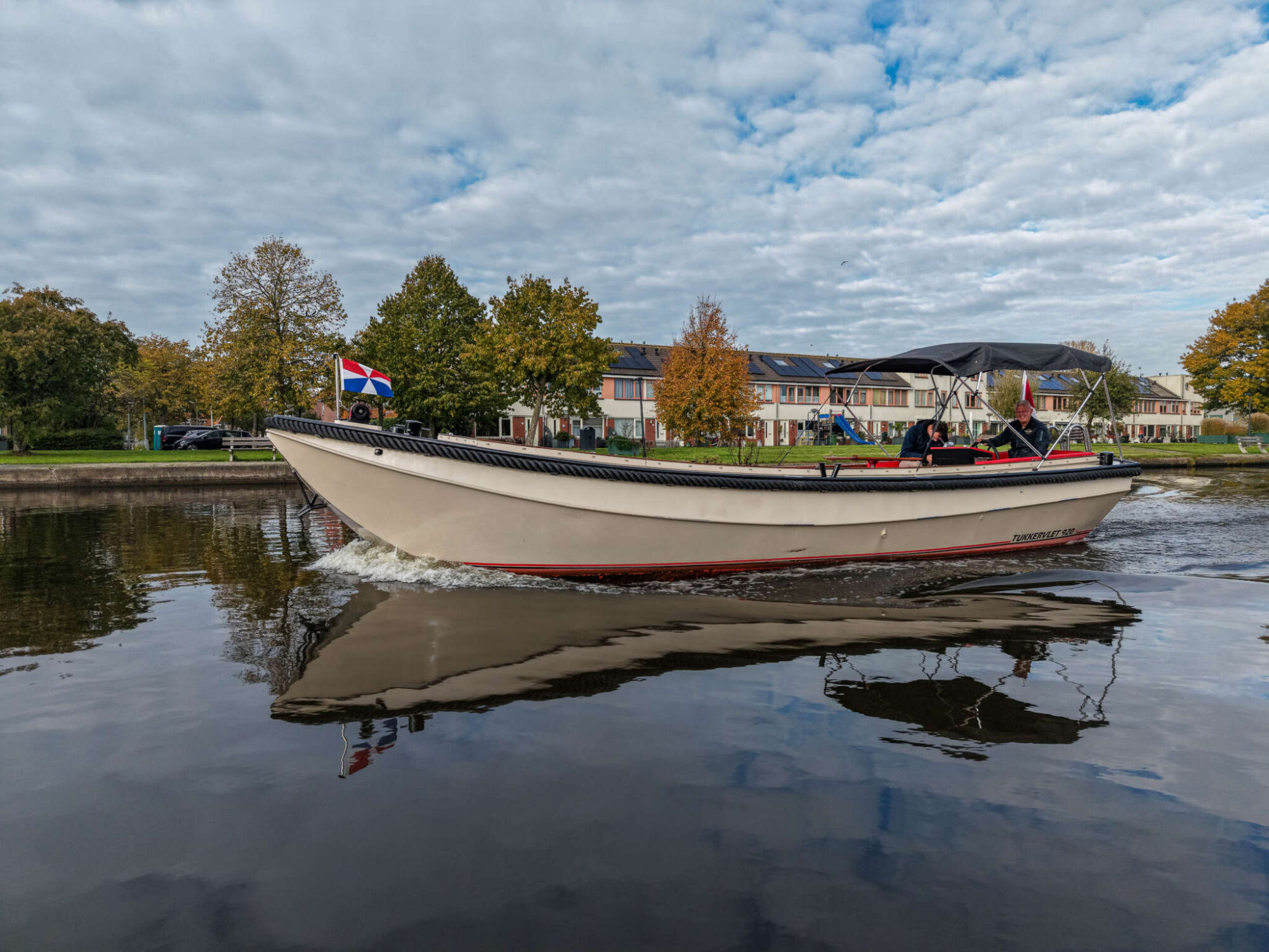hoofdfoto: 1 Tukker Tukkervlet 9.20 sloep