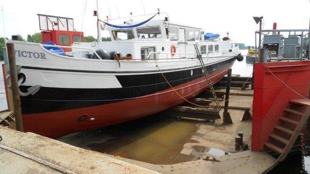 foto: 42 Motorschip 25.00