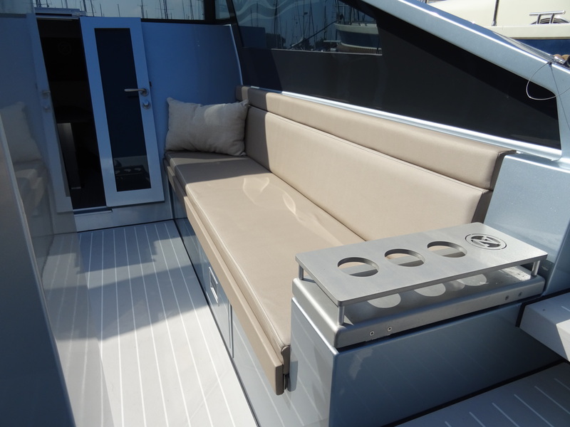 foto: 18 Zinder 990 Hybrid