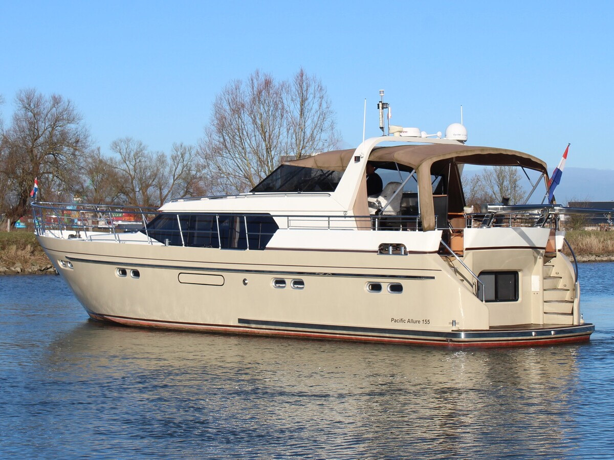 foto: 16 Pacific Allure 155 Cabrio