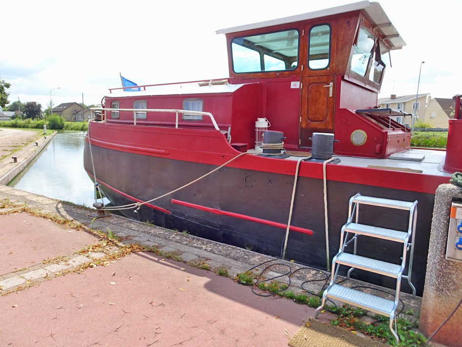 foto: 36 Spits Varend Woonschip 30.53 met UBC