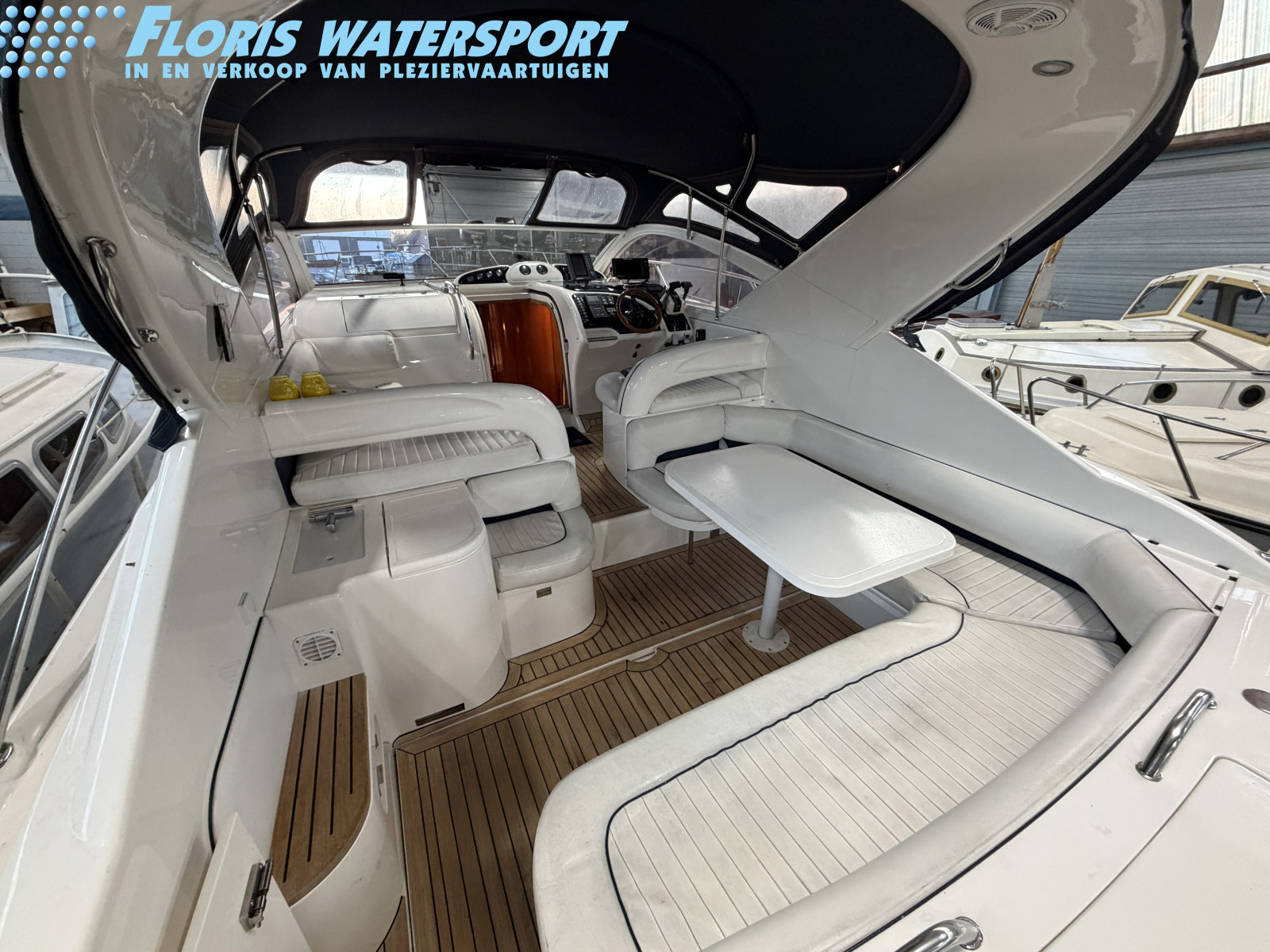 foto: 14 Fairline  Targa 37