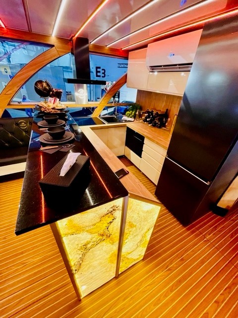 foto: 9 Houseboat Holiday HB 39 Elektrisch En Hybride + Sauna