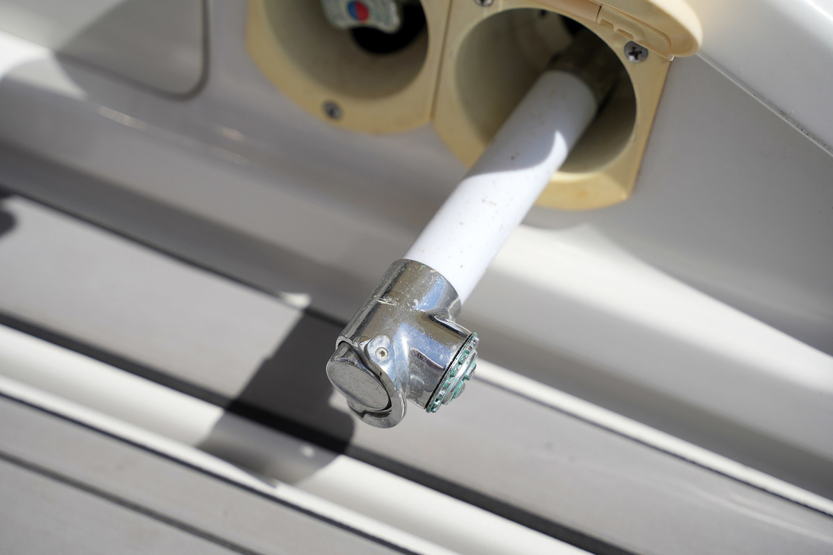 foto: 27 Crownline 315 SCR