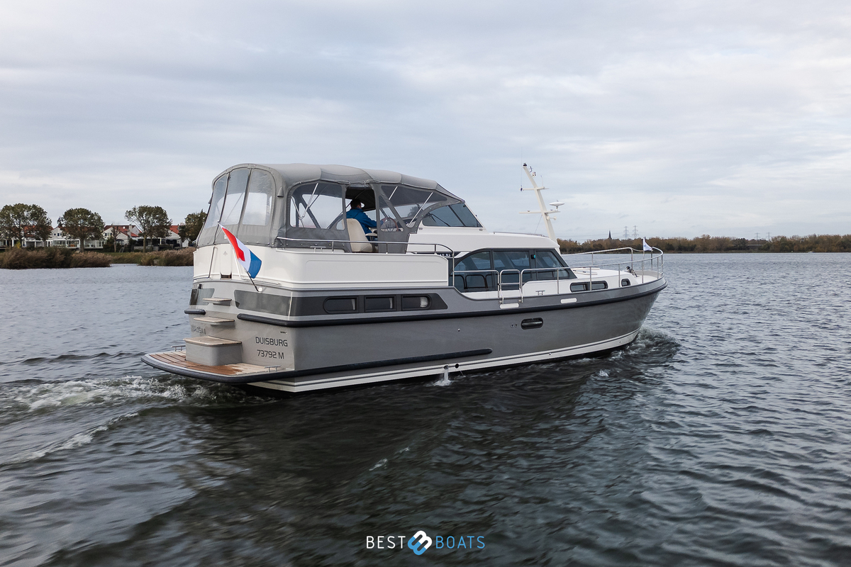 foto: 32 Linssen 40 SL AC