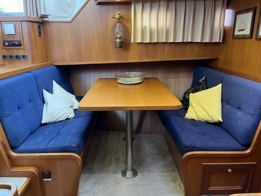 foto: 22 Blauwe Hand Trawler 1400
