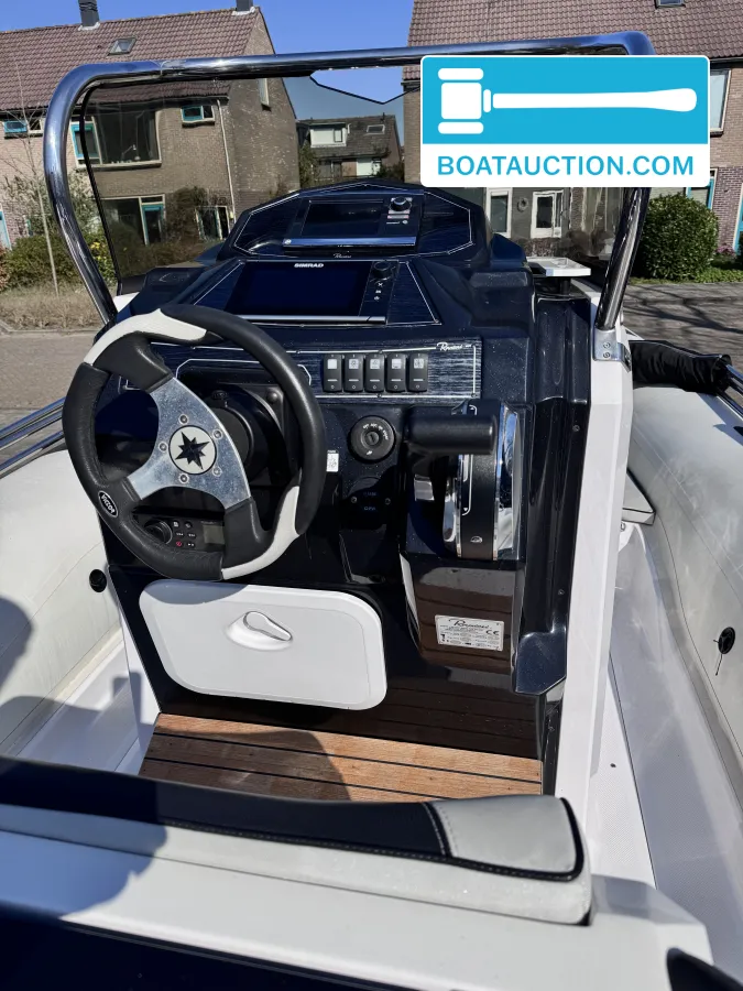 foto: 31 Ranieri Cayman 23 Sport Touring