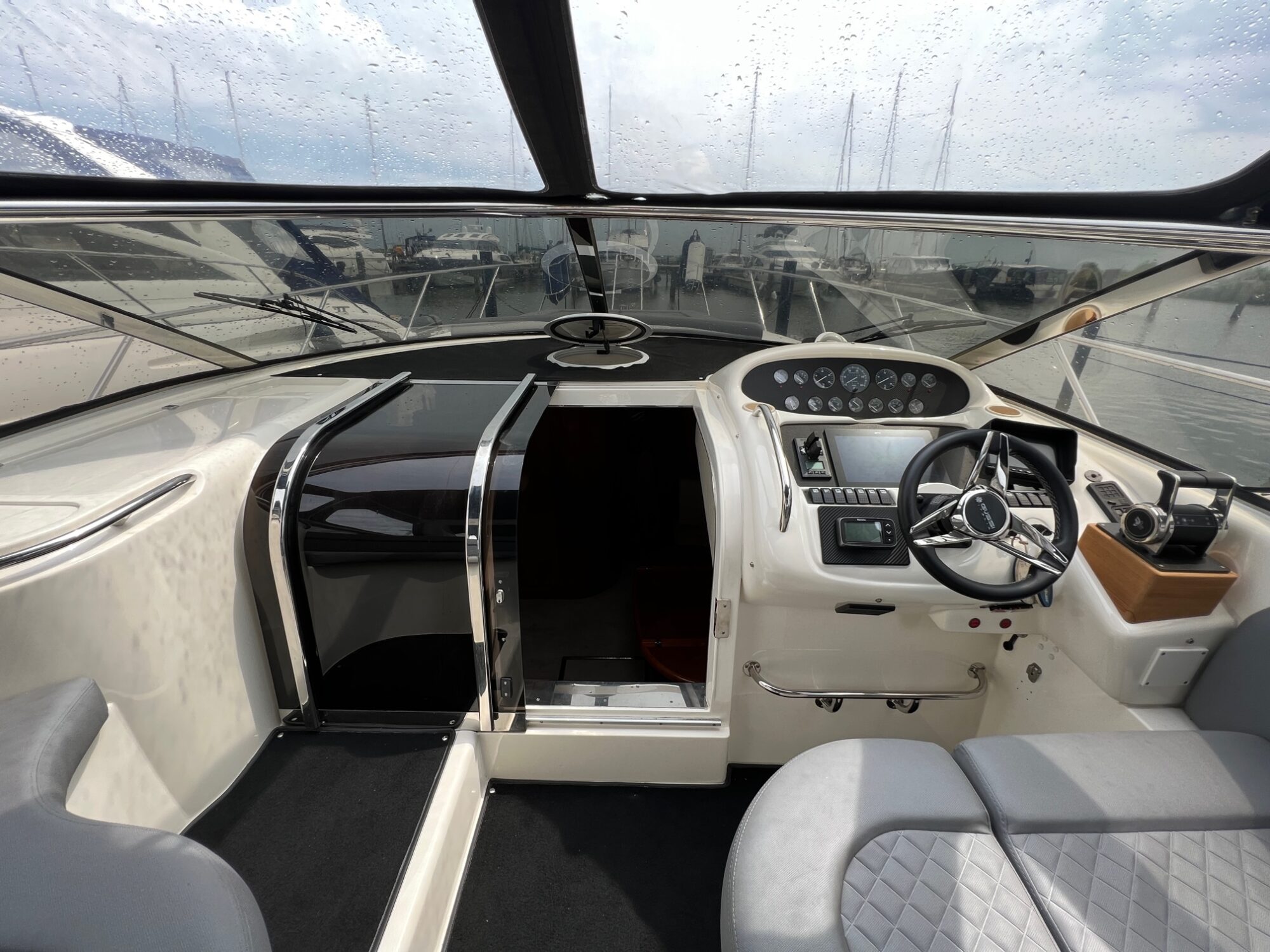 foto: 18 Sunseeker Sunseeker Camarque 47 Cabrio