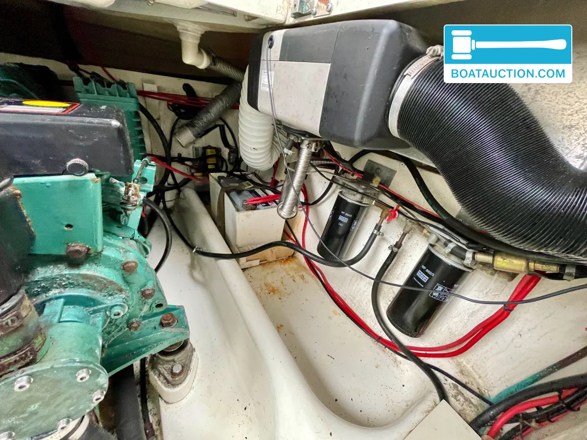 foto: 42 Sealine 310 Sportbridge