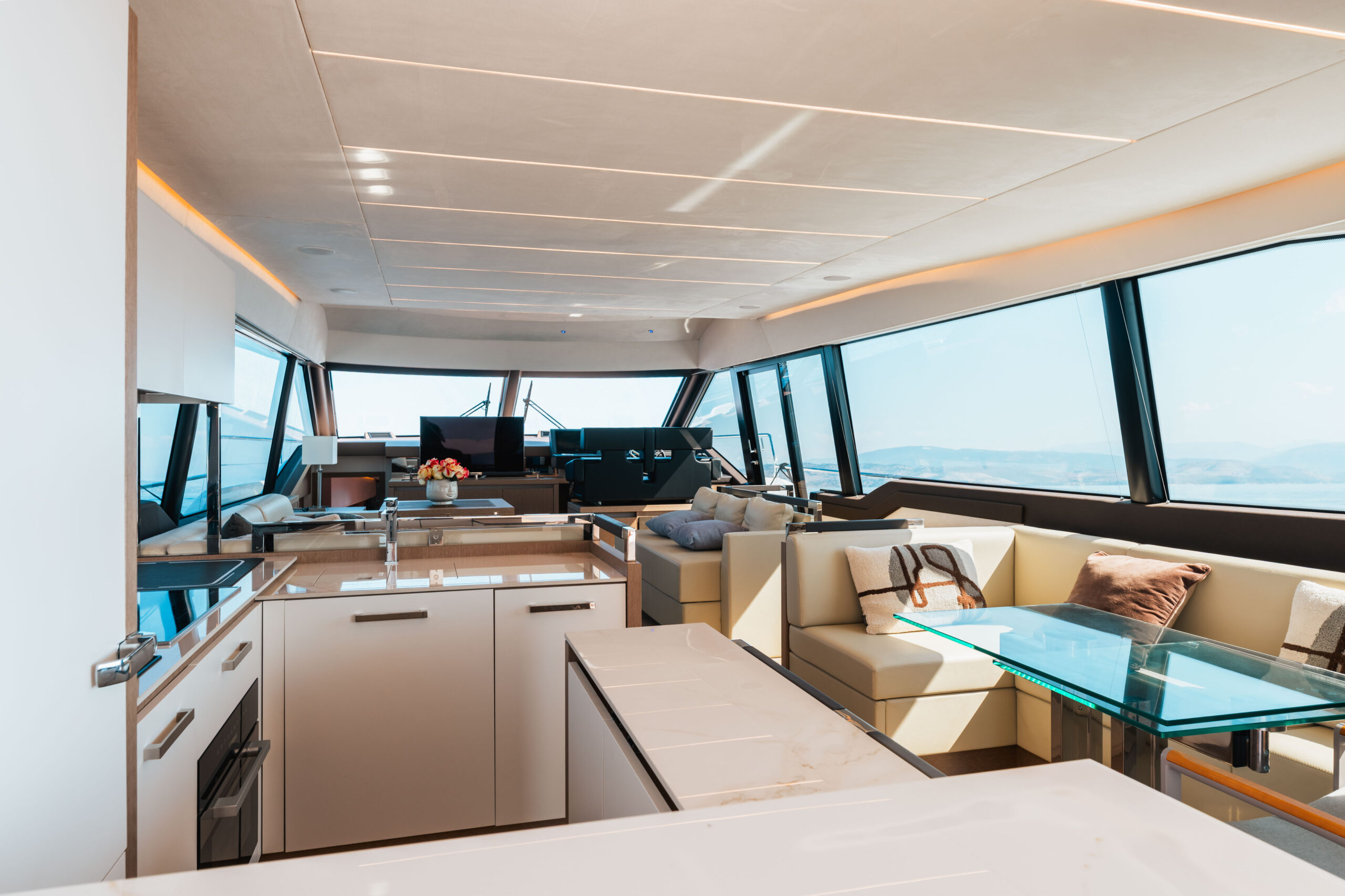 foto: 66 Prestige 690 flybridge