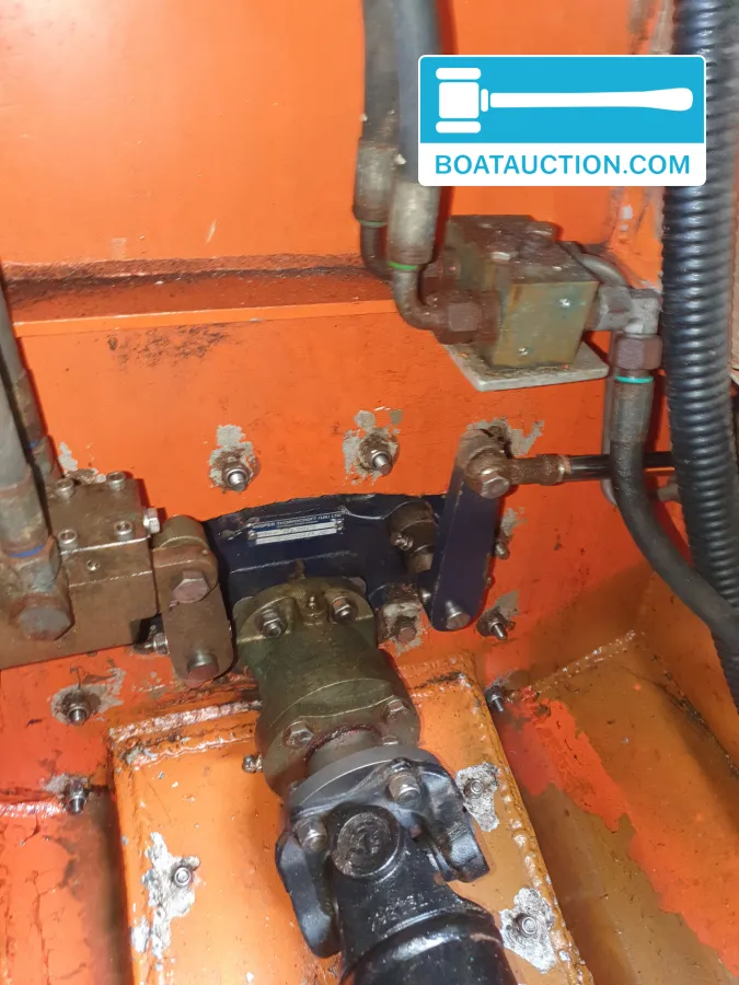 foto: 5 Springer MP-741