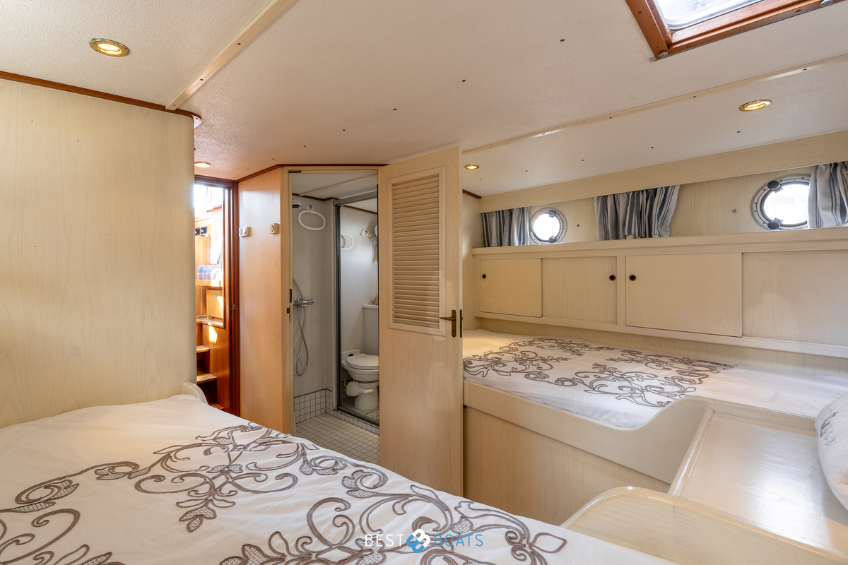 foto: 21 Linssen Classic Sturdy 400 AC Twin