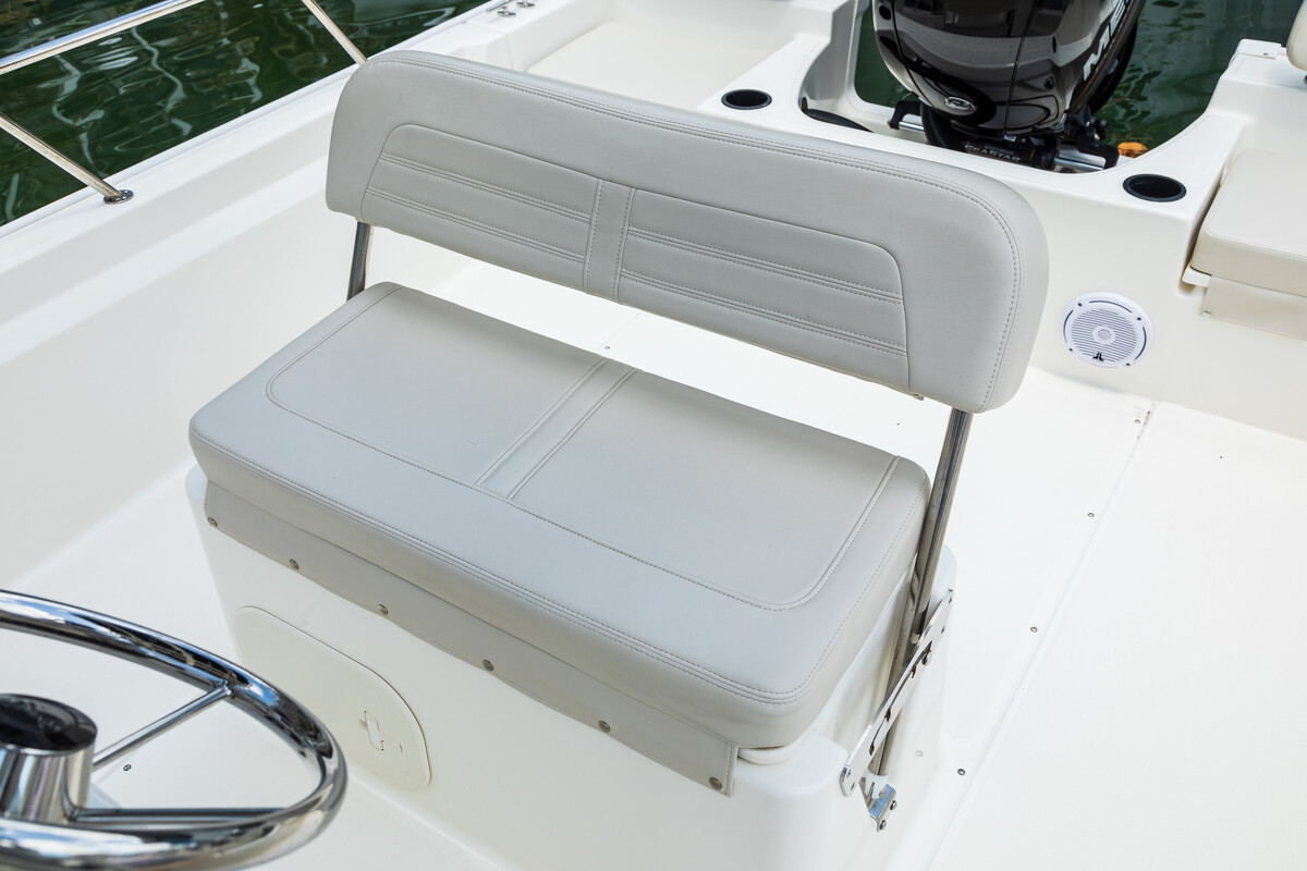 foto: 23 Boston Whaler 190 Montauk