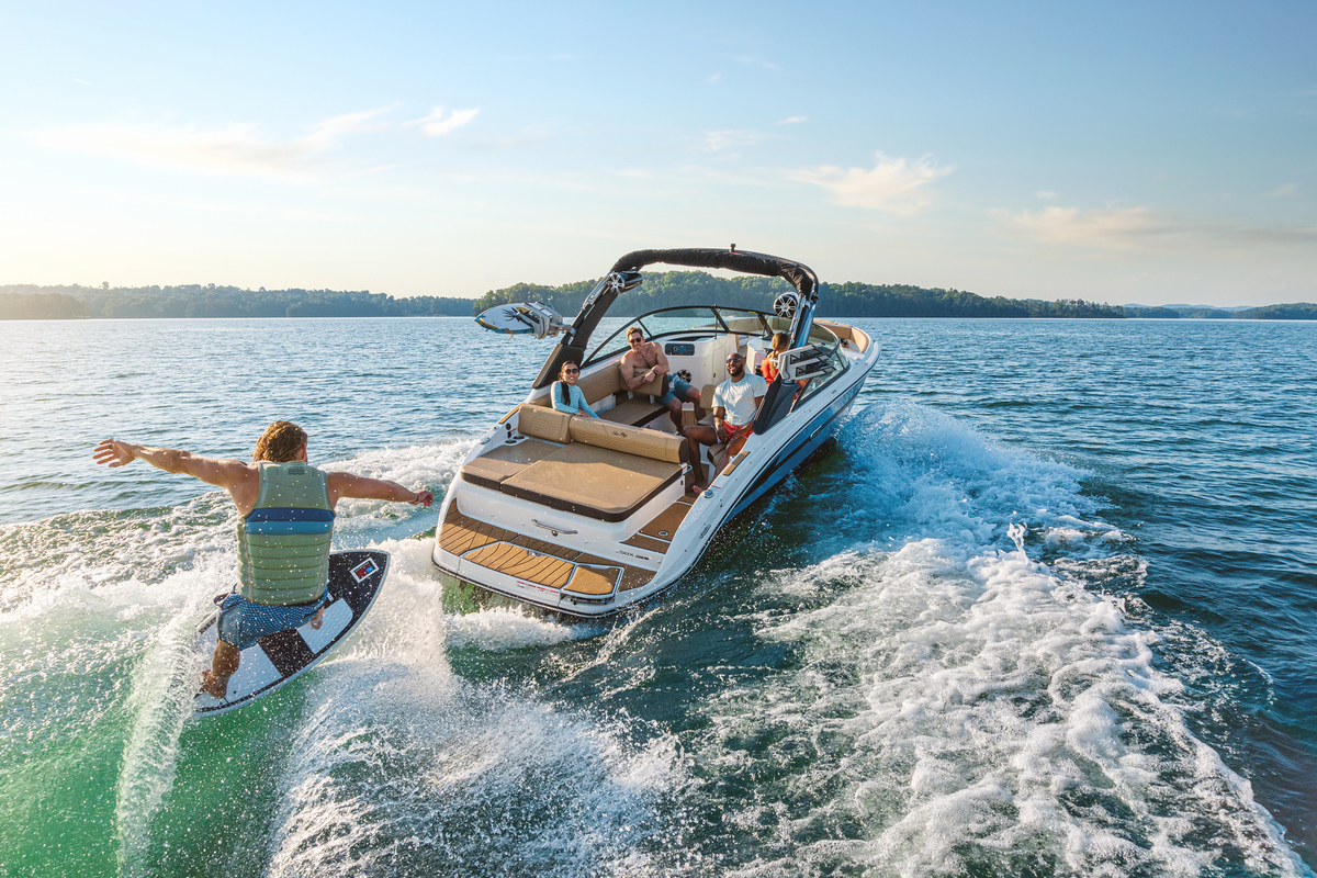 foto: 13 Sea Ray SDX 250 Surf