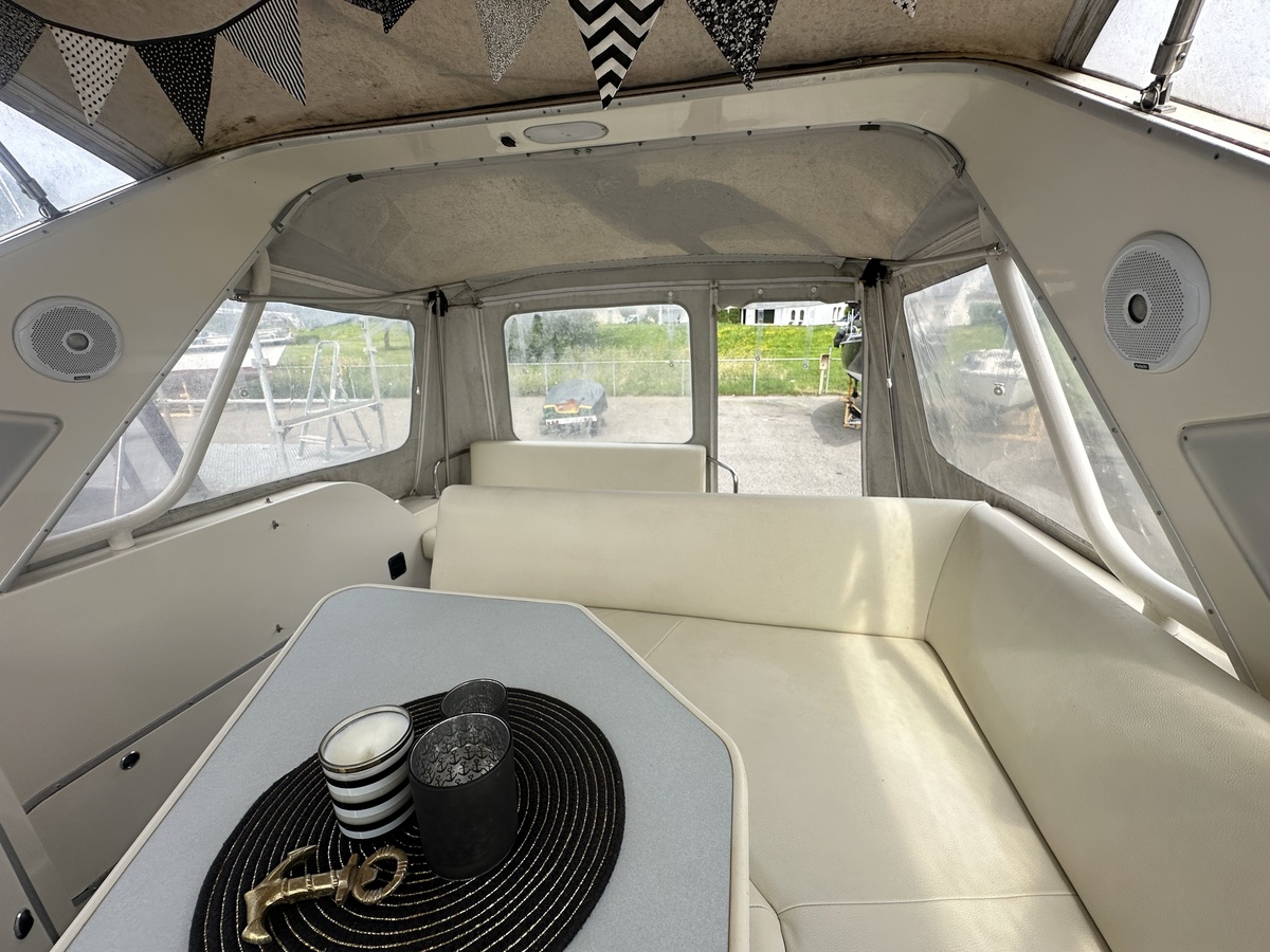 foto: 16 Bayliner 3055 Sunbridge