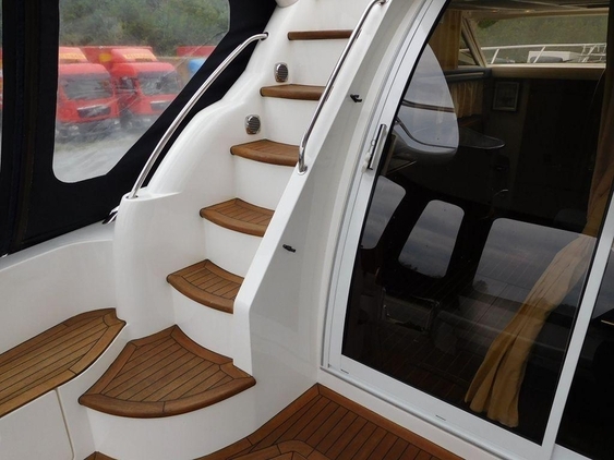 foto: 14 Sealine F 37