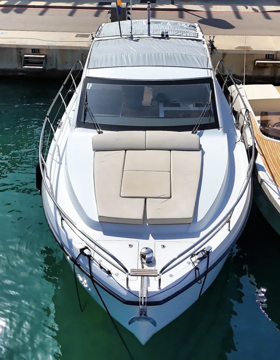 foto: 547 Sealine Sealine S335