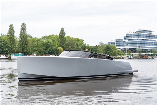 foto: 17 Vandutch 40