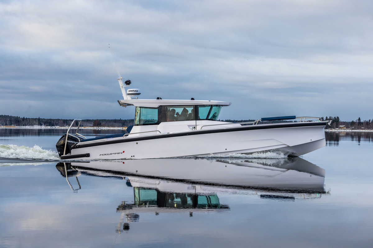 foto: 4 Axopar 29 XC Cross Cabin