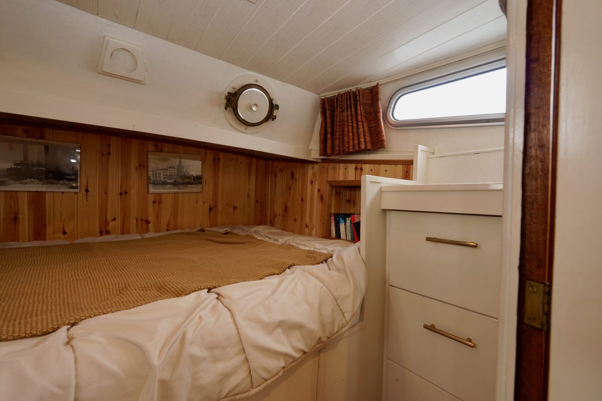 foto: 24 Boot Boot Motortjalk 11.00 OK