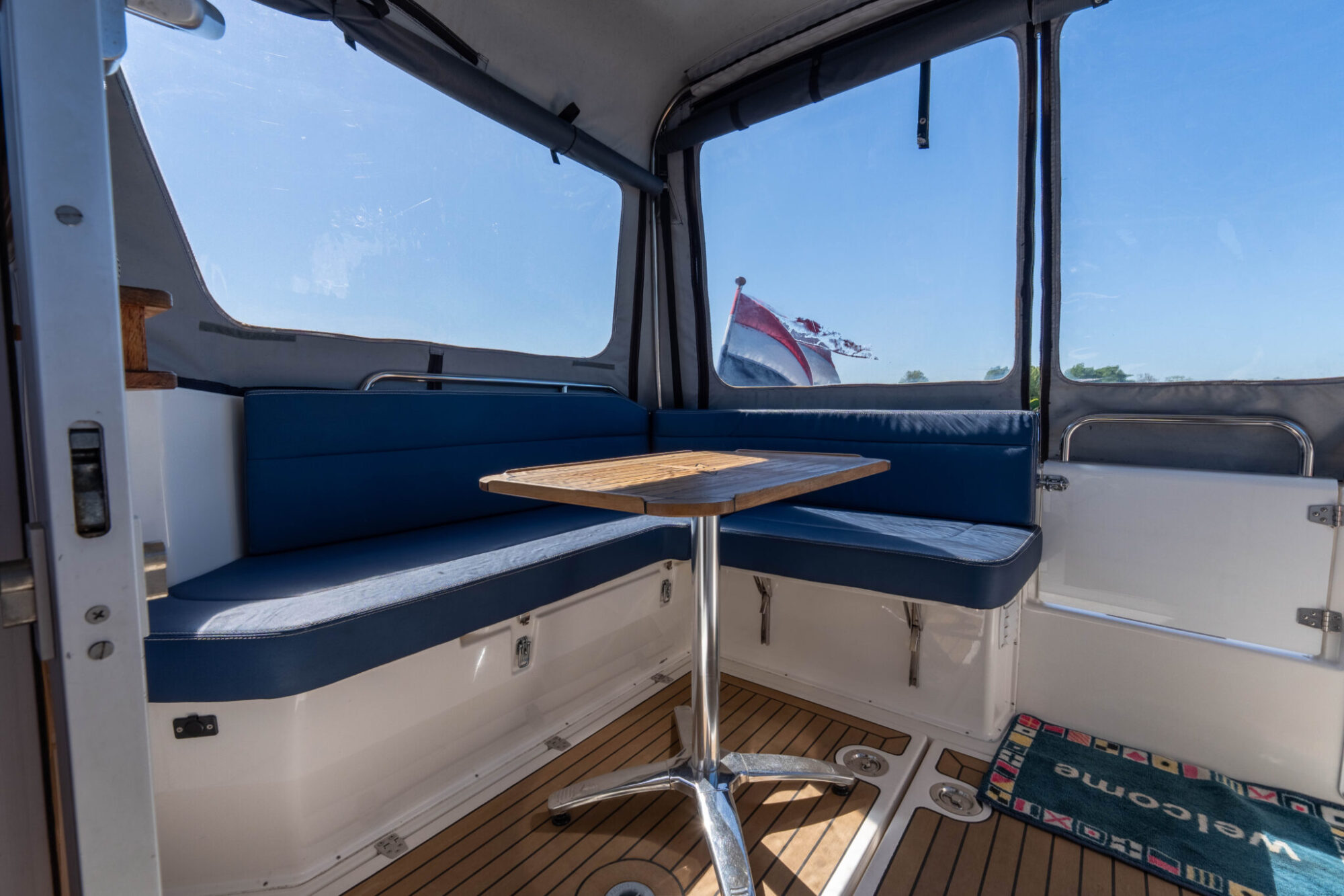 foto: 73 Nimbus Nimbus 280 Coupé