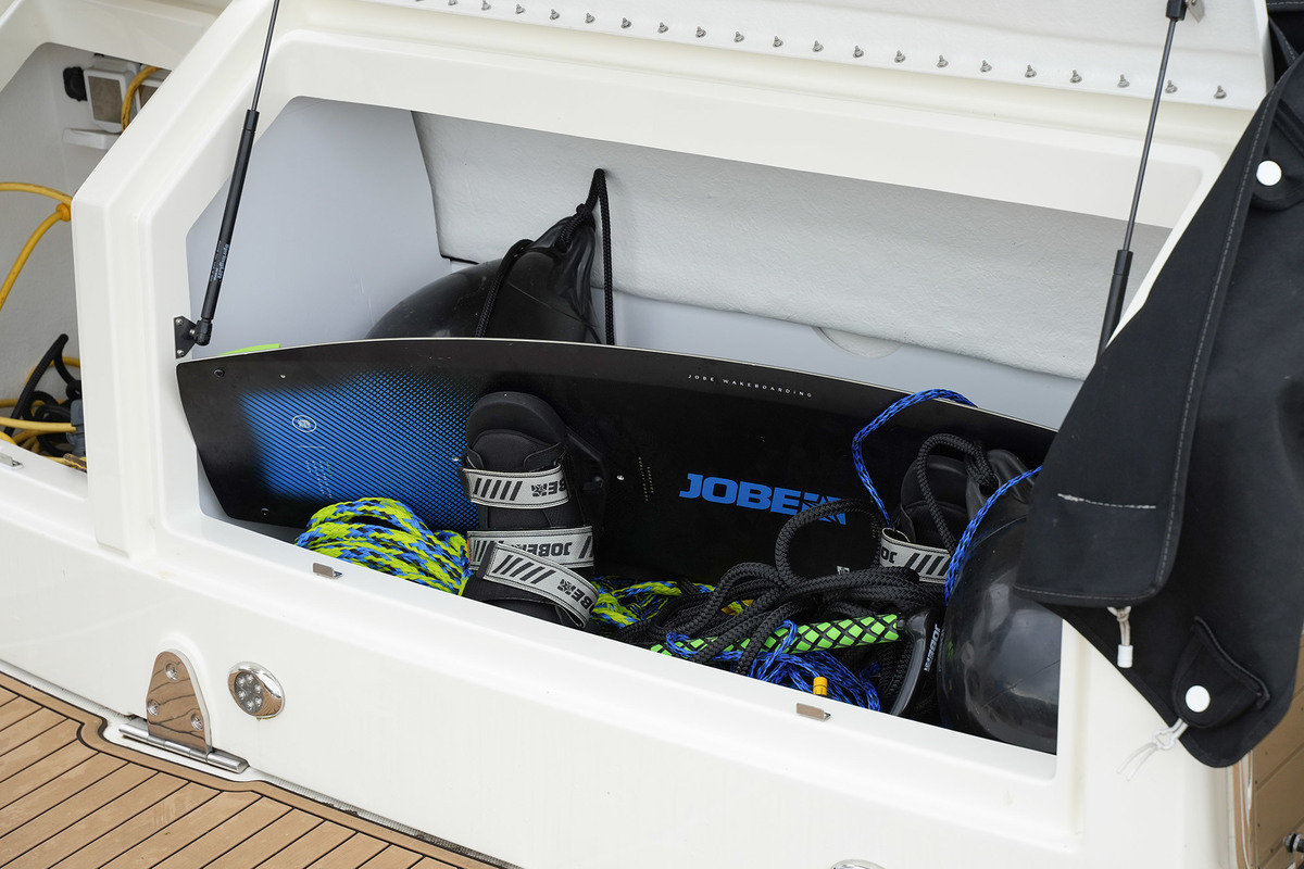foto: 38 Sea Ray Sundancer 320