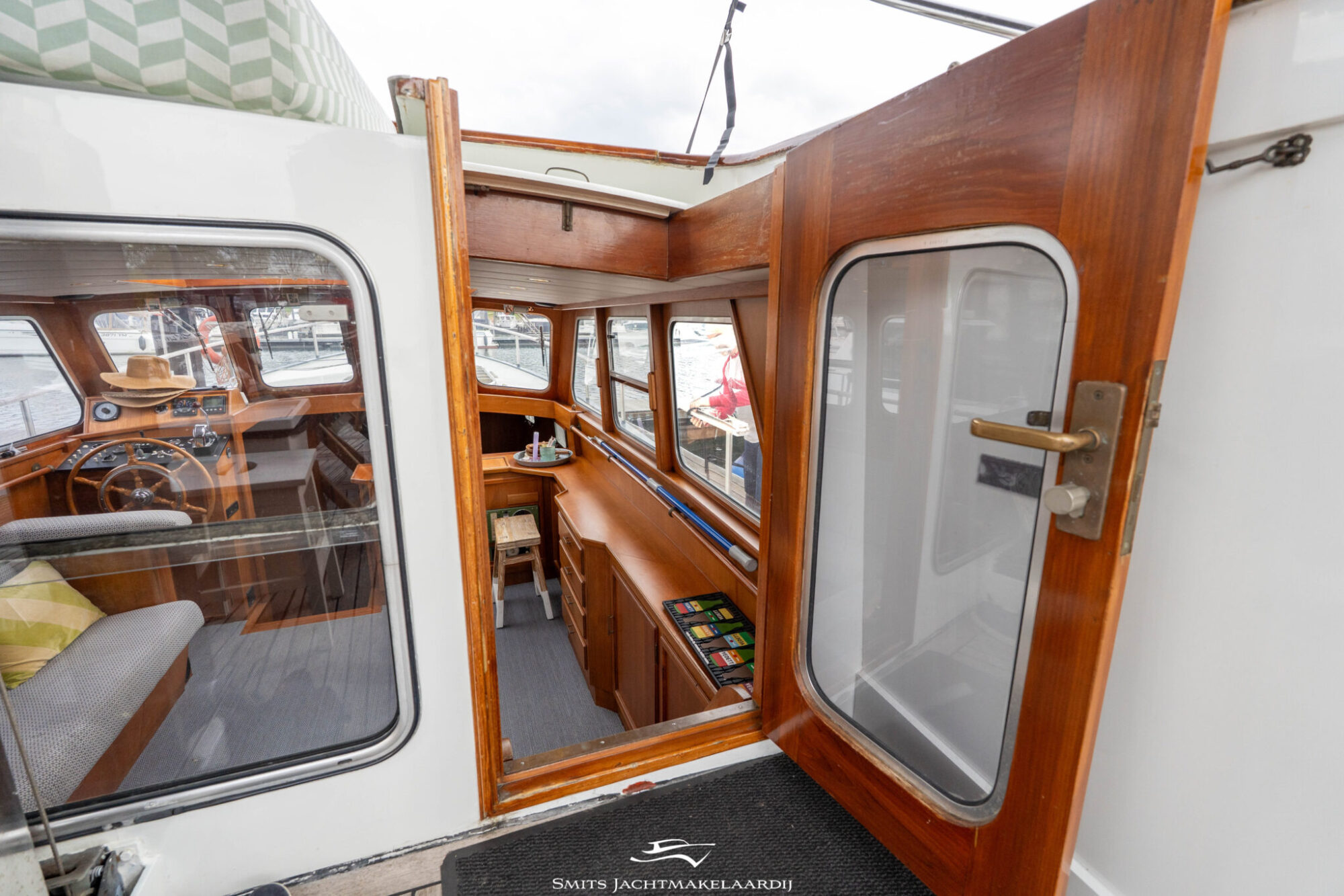 foto: 64 Lowland Lowland Kotter 13.80 AK
