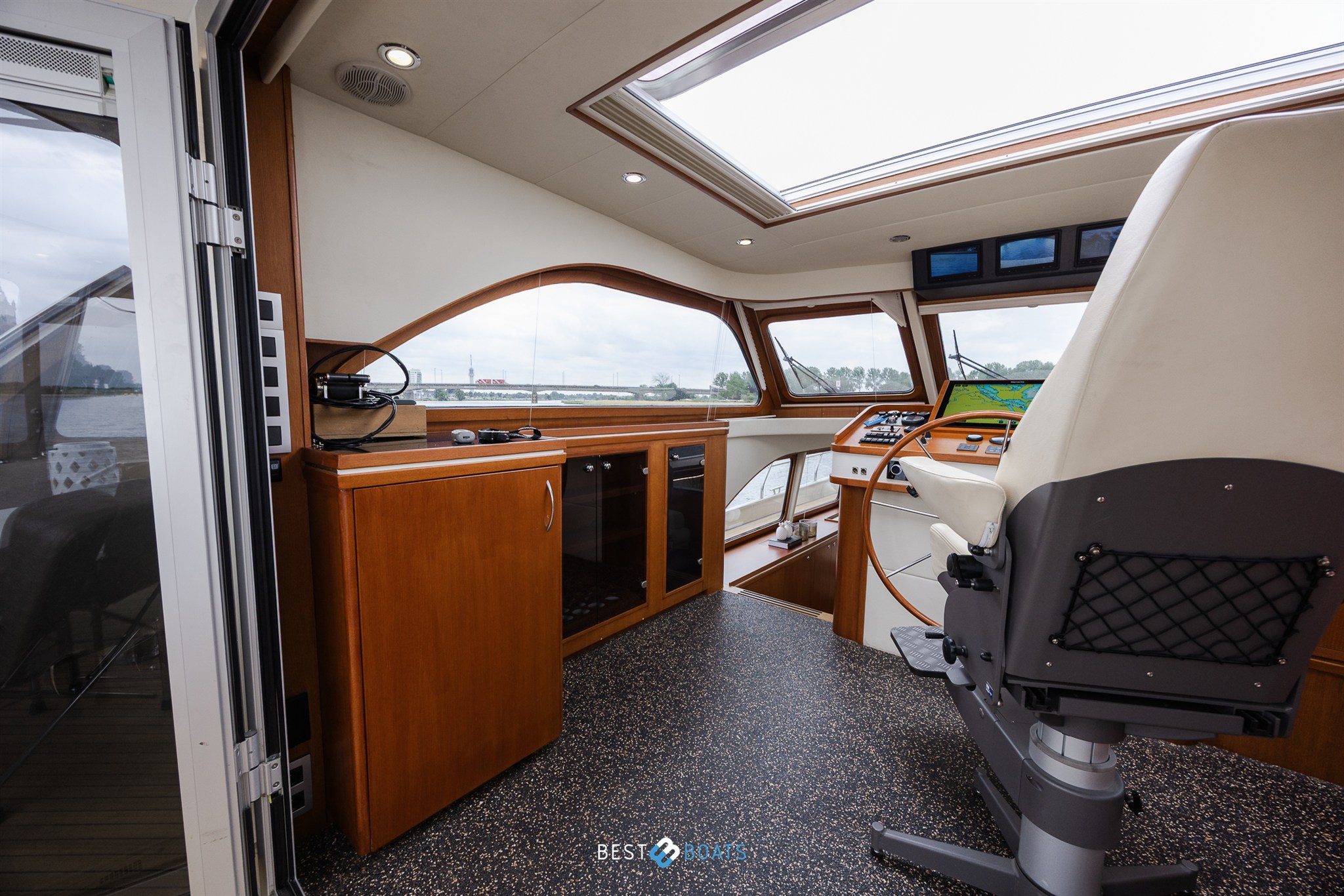 foto: 42 Van Der Heijden 58
