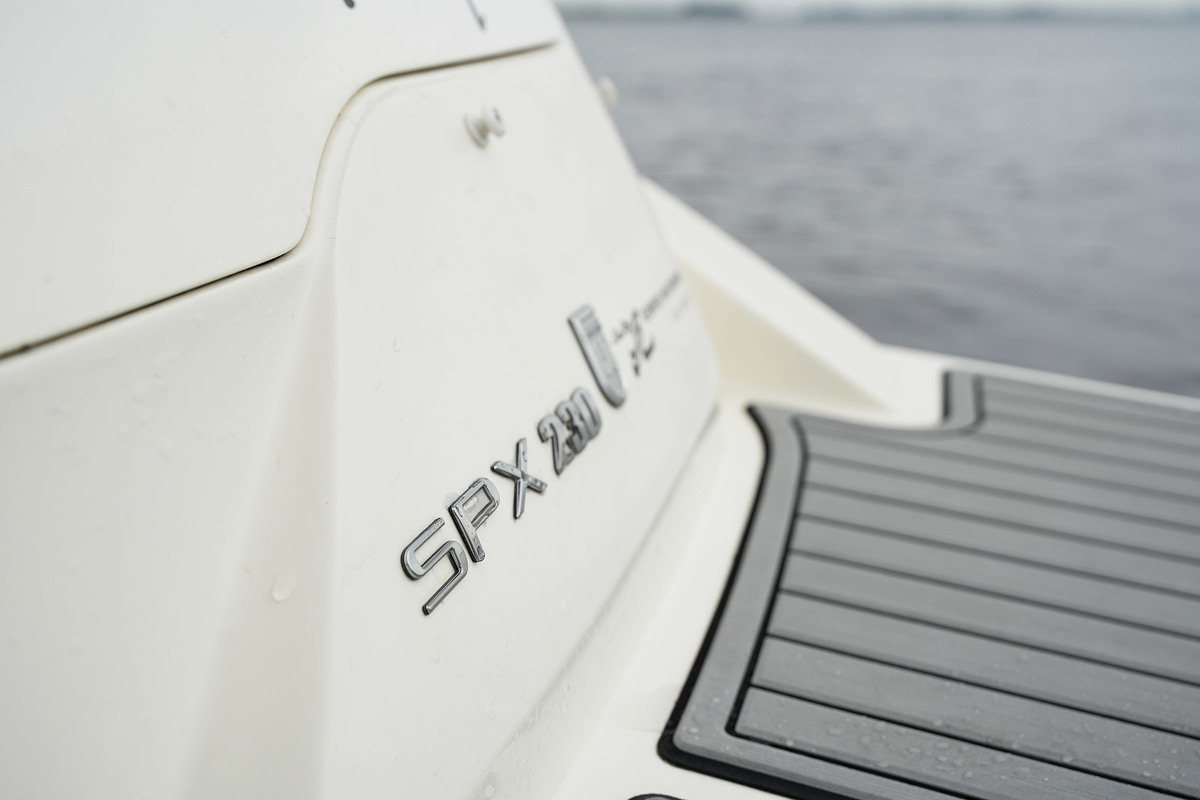 foto: 22 Sea Ray SPX 230