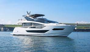 Sunseeker 88 Yacht