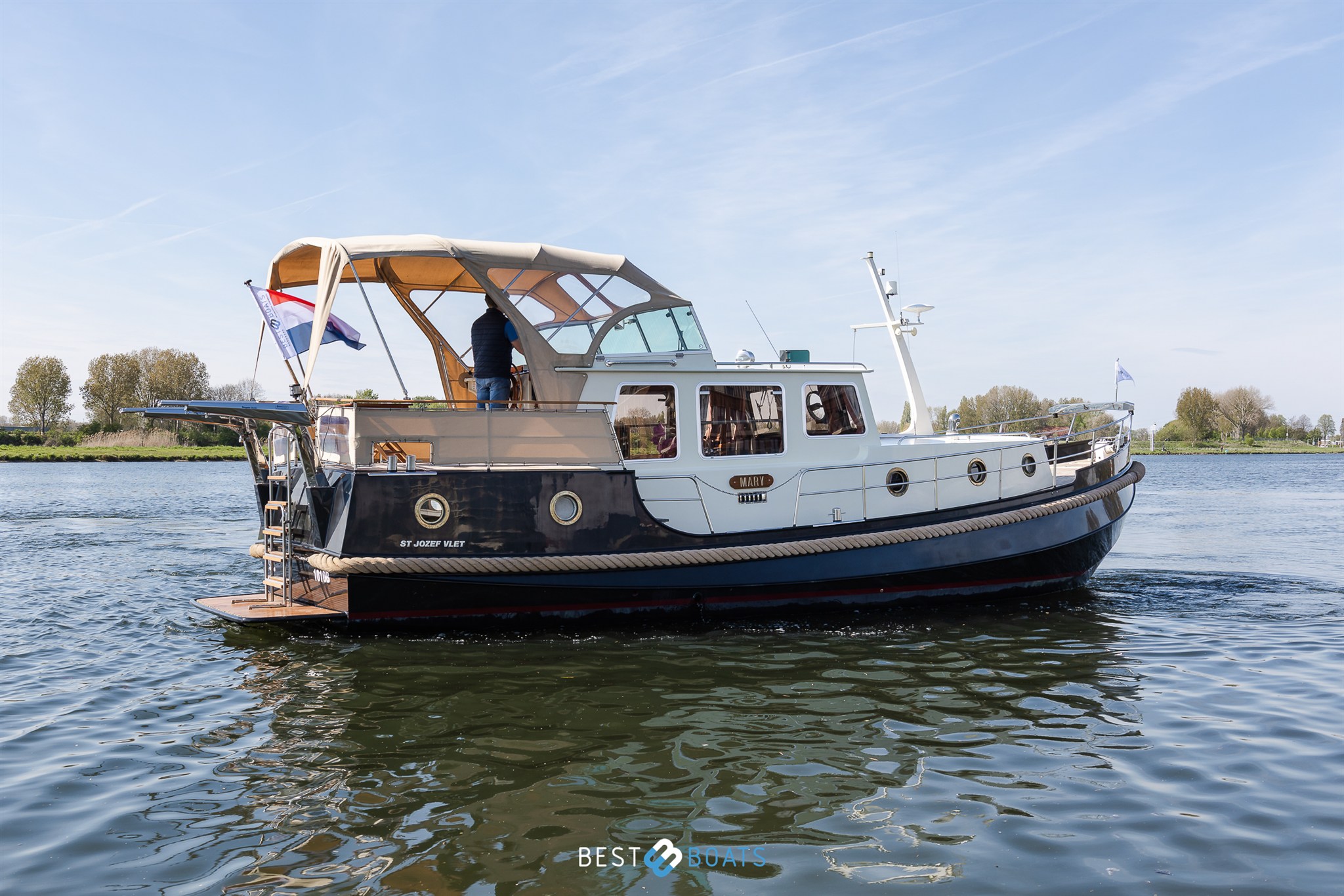 foto: 19 Linssen St. Jozef 1050 Salon