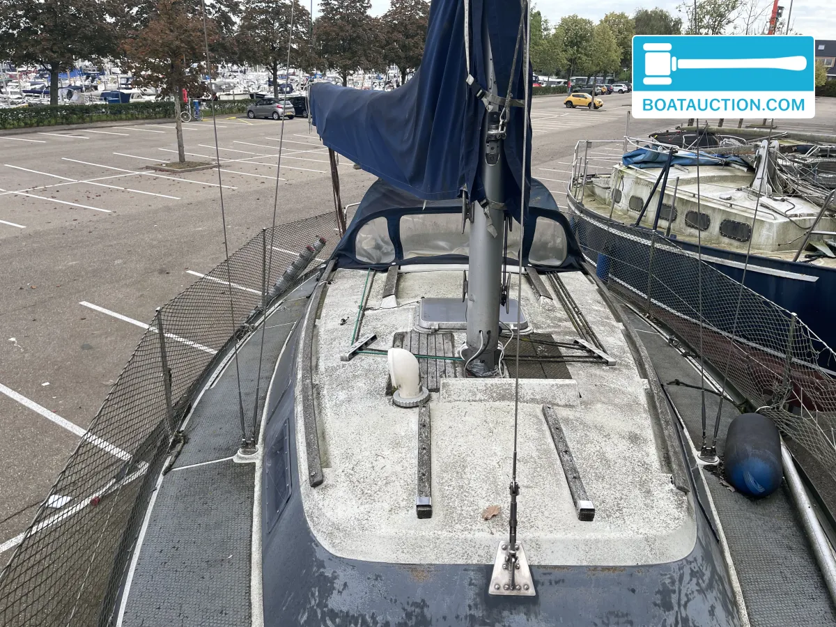 foto: 24 Dufour 2800