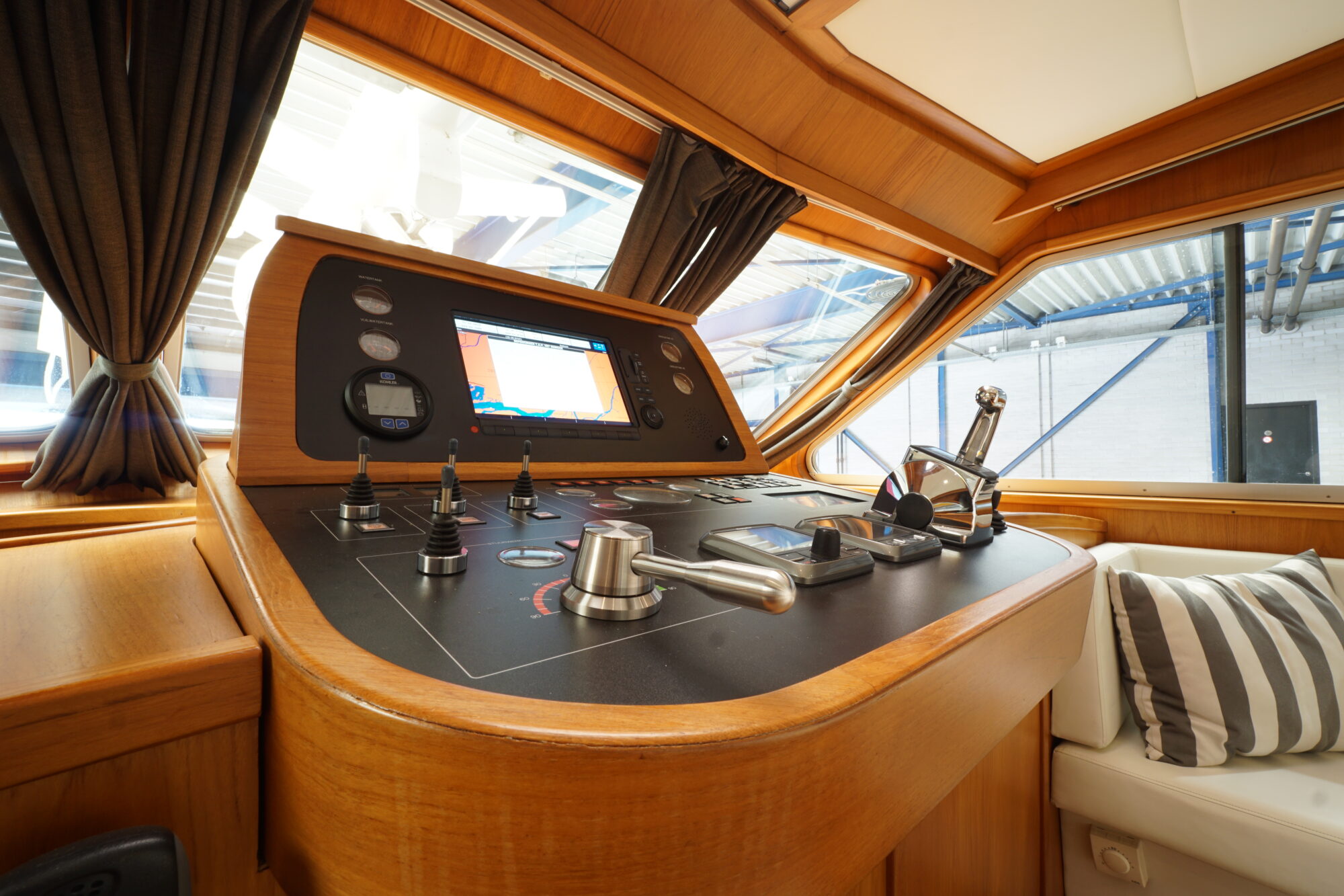 foto: 55 Custen Custen Kruiser 18.00 VS