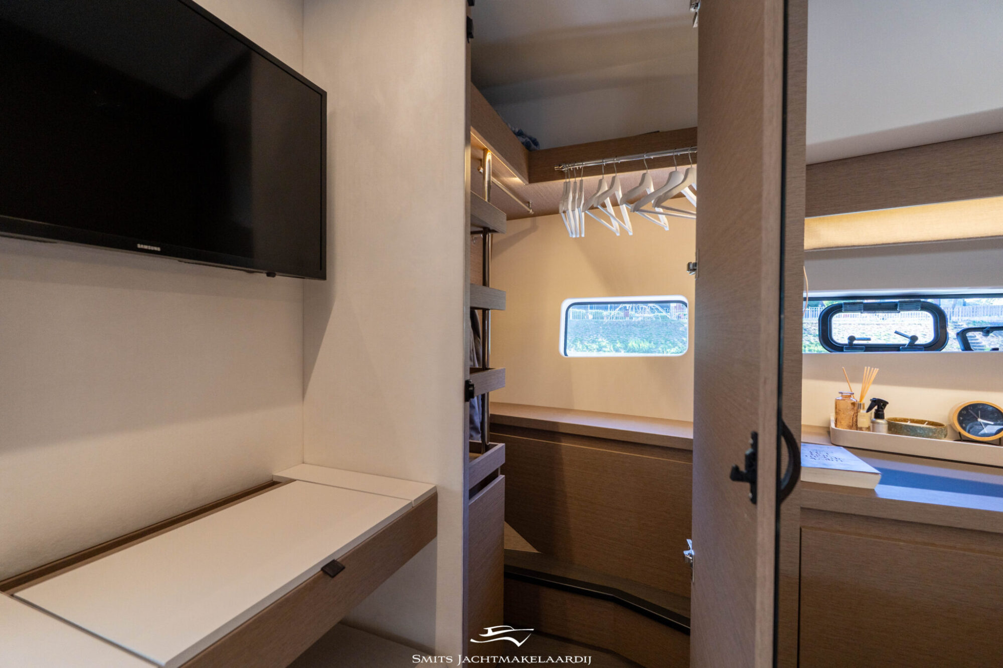 foto: 129 Prestige Prestige 590 Flybridge