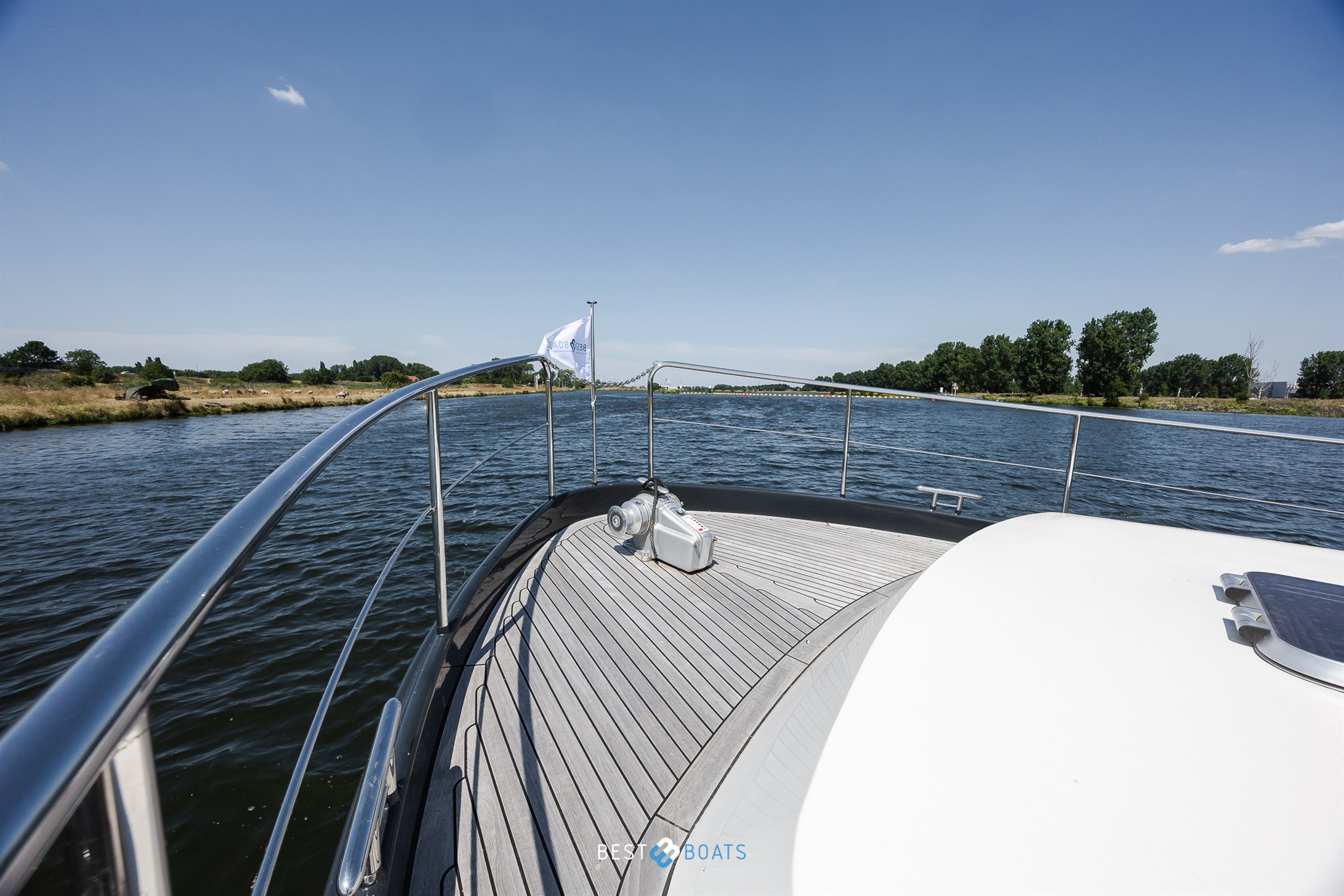 foto: 21 Linssen Grand Sturdy 470 Sedan Wheelhouse