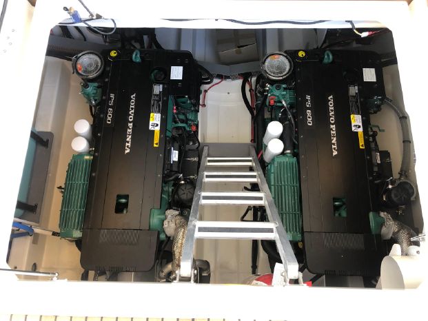 foto: 15 Monte Carlo 52