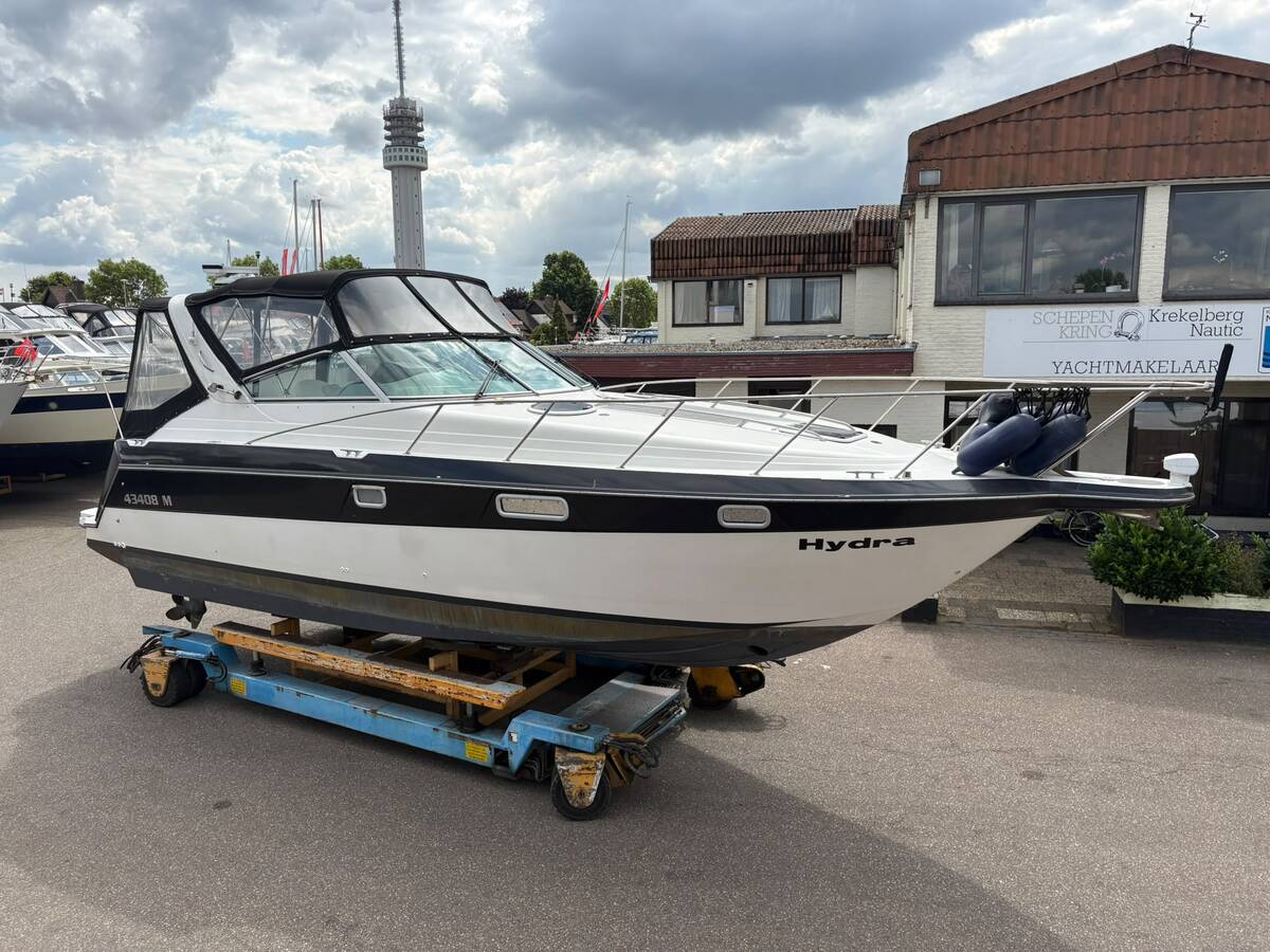 foto: 24 Maxum 3200 SCR