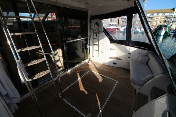 foto: 9 Fairline Squadron 43