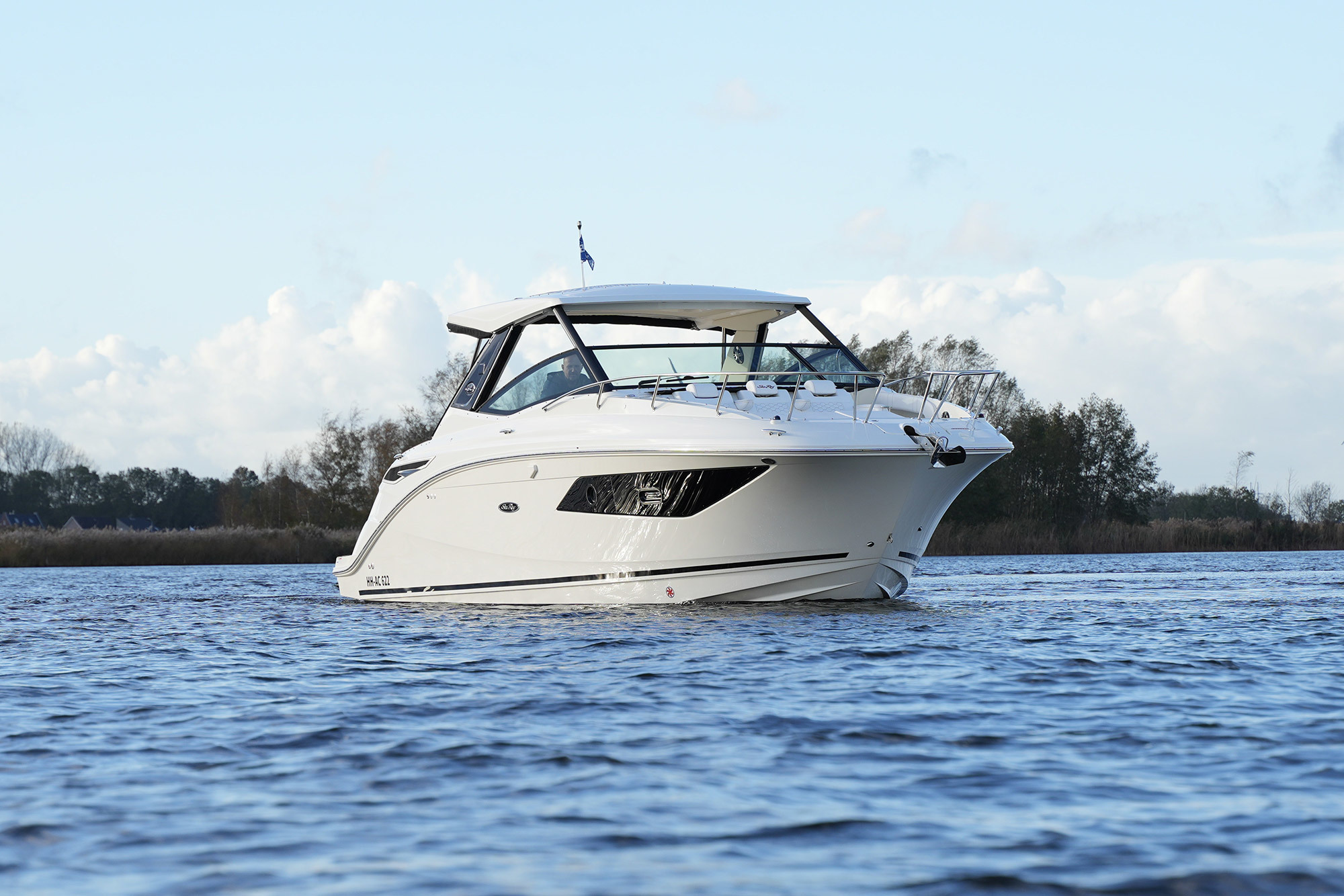 foto: 24 Sea Ray Sundancer 320