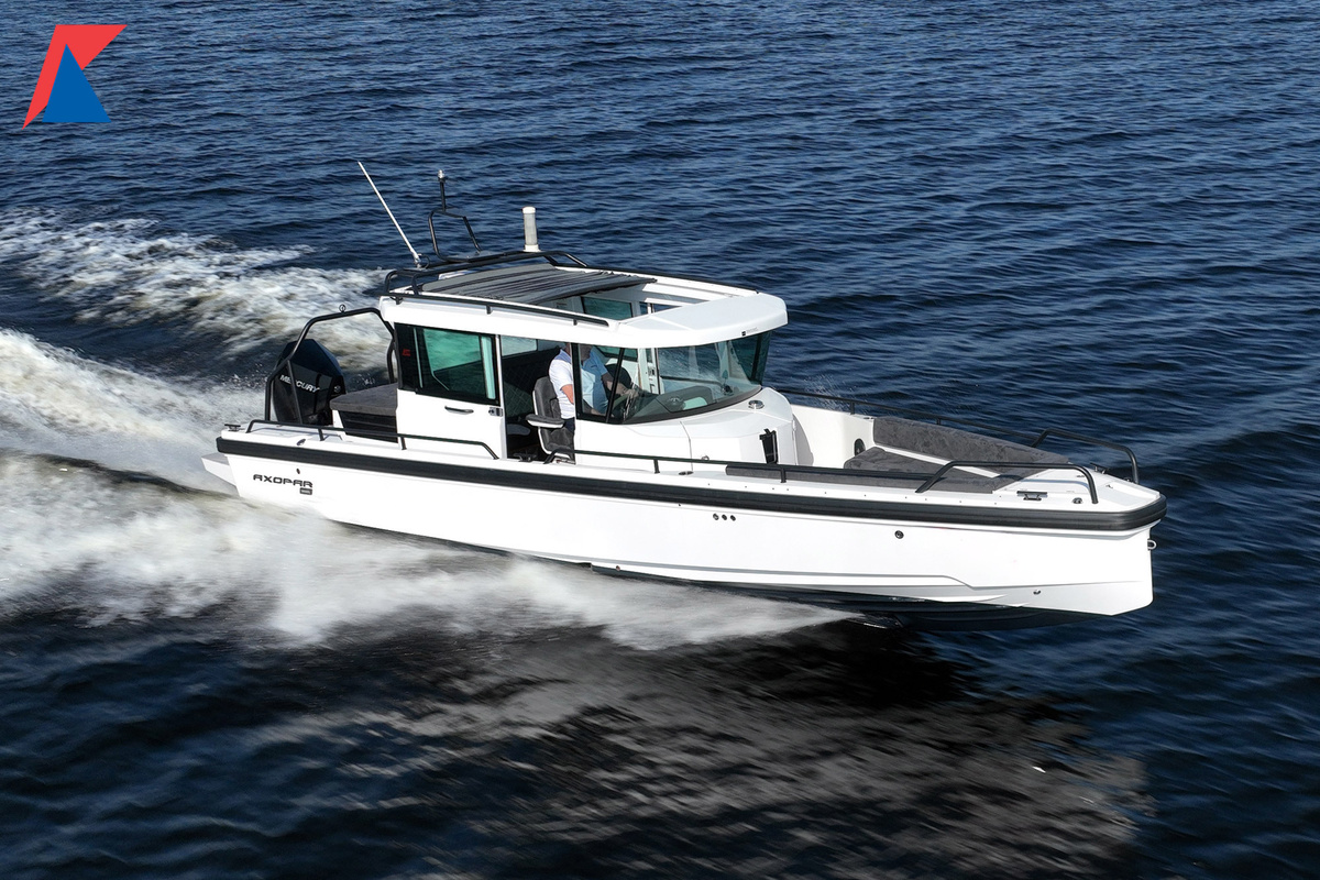 foto: 4 Axopar 28 Cabin